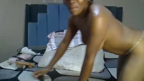 Moon online show from March 30, 12:38 pm