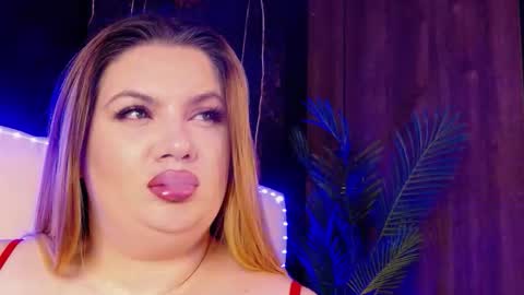 melanniebrown online show from February 14, 8:17 am