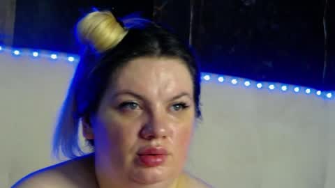 melanniebrown online show from April 5, 4:53 am