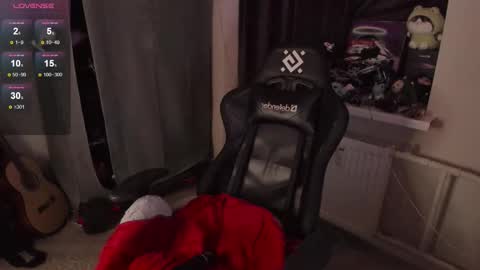 Snapshot of melante_s chatting on October 6, 8:48 pm Ash online show from October 6, 8:48 pm