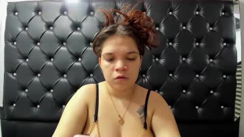 MelanyAnal  online show from December 18, 2:56 pm