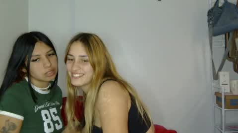 Valentina y Melissa online show from June 24, 8:16 pm