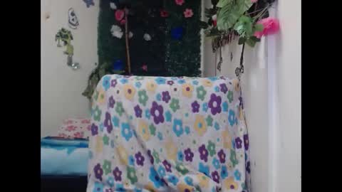 melhiza online show from January 29, 7:15 am