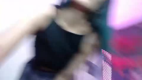 melhiza online show from February 20, 4:03 pm