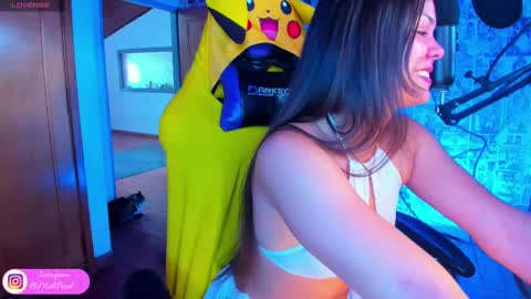 Snapshot of meli_pixel chatting on September 11, 2:51 pm MELISSA online show from September 11, 2:51 pm