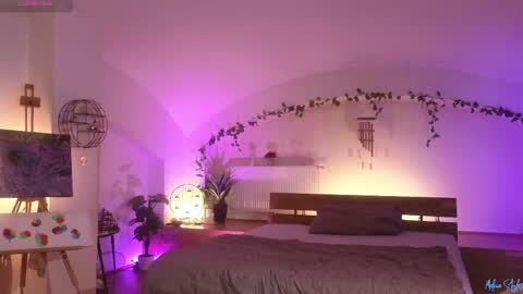 Melina Styles online show from March 29, 4:52 pm