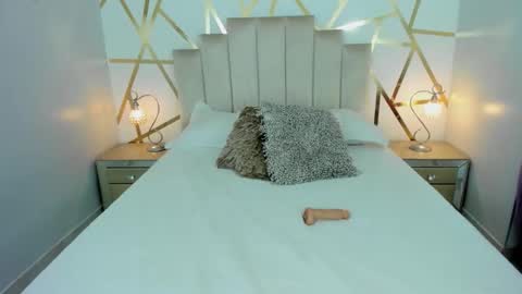 melisagrayy online show from March 2, 10:55 am