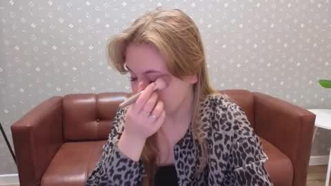 Sophia online show from November 20, 4:55 am