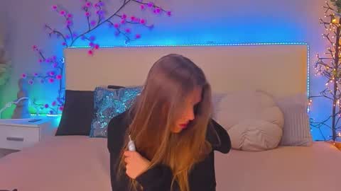 MelissaCrayzy online show from November 15, 1:13 pm