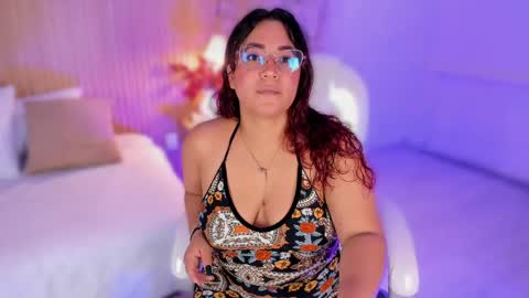 M E L I S S A  online show from April 16, 12:05 pm