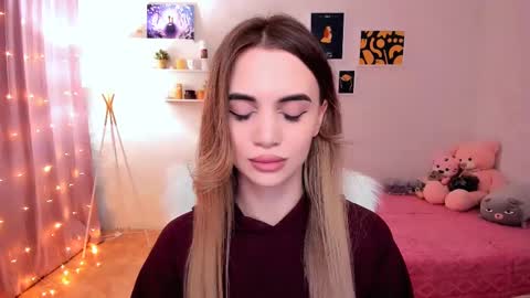 Snapshot of mellifluoustess chatting on February 27, 9:58 pm Tessa online show from February 27, 9:58 pm