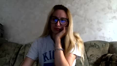 Melly online show from May 23, 6:53 am