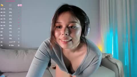 Snapshot of melmean chatting on October 4, 6:17 pm Mel online show from October 4, 6:17 pm