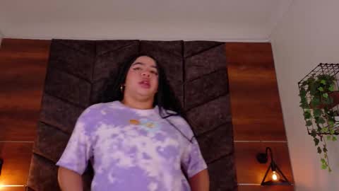  Memphis Williams  online show from December 16, 3:03 am