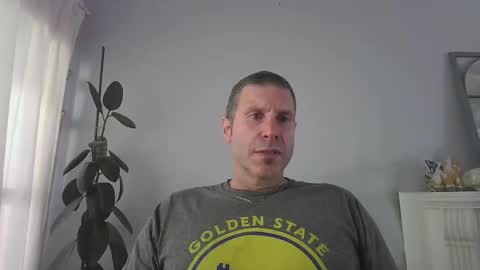 menotista online show from December 5, 7:55 pm