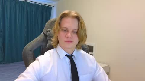 Mickey online show from March 6, 3:35 am