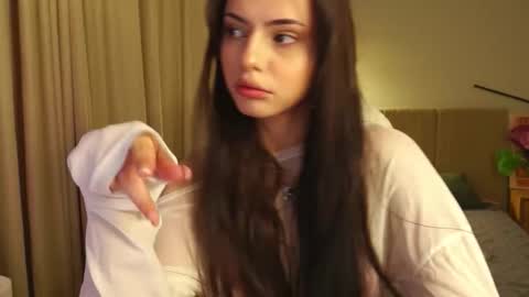 Marii online show from March 12, 1:48 pm