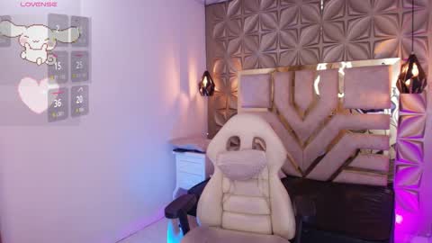 Snapshot of meraki_fraise chatting on October 7, 7:10 pm online show from October 7, 7:10 pm