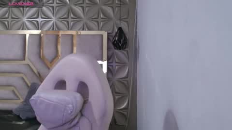    online show from March 4, 2:52 am