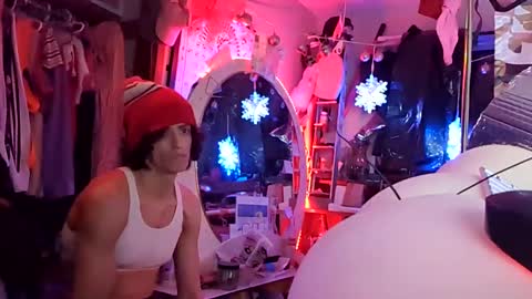 Snapshot of merelyalover chatting on February 26, 10:05 am gurlnips online show from February 26, 10:05 am