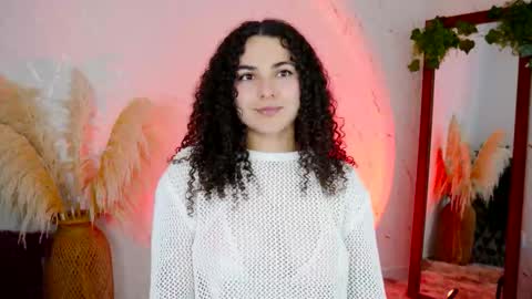 Merida Bell online show from December 16, 11:00 pm