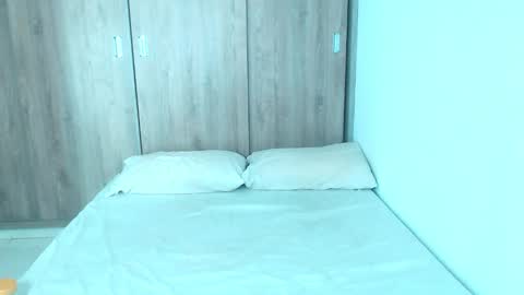 MeridandWither online show from February 10, 9:12 am