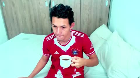 MeridandWither online show from March 18, 9:48 am