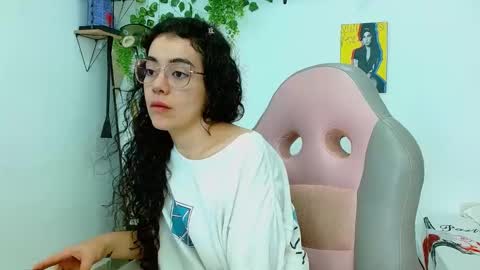 Snapshot of merliah_xd chatting on October 6, 2:02 pm Liah online show from October 6, 2:02 pm