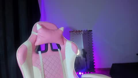 Merlin  18 online show from April 14, 10:07 am