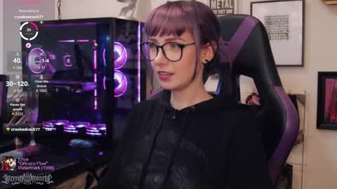 merrick monroe  online show from December 3, 8:09 pm