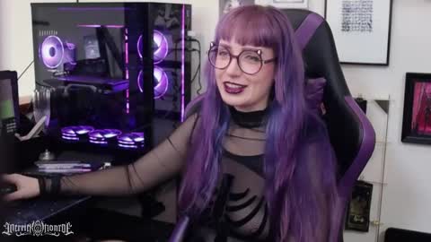 merrick monroe  online show from October 22, 9:05 pm