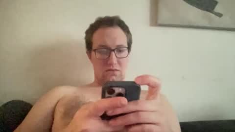 metallica92786 online show from April 5, 10:07 pm