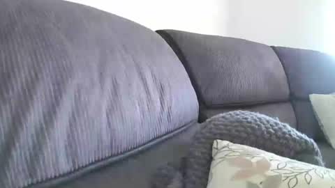 mexianthehawk online show from April 20, 6:05 am