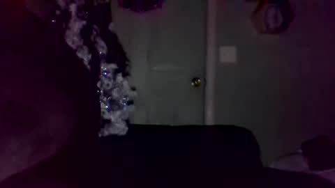 mezzy69 online show from September 24, 8:32 am