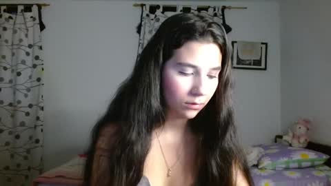 Mia online show from February 4, 11:16 pm