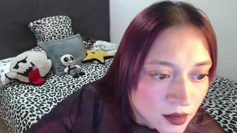 Snapshot of mia_adams_red chatting on September 30, 11:04 pm mia online show from September 30, 11:04 pm
