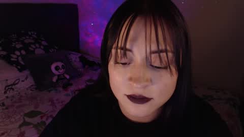 Snapshot of mia_adams_red chatting on January 25, 4:02 am mia online show from January 25, 4:02 am