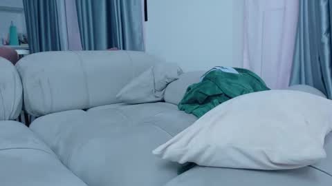 mia_angel online show from November 11, 6:21 pm