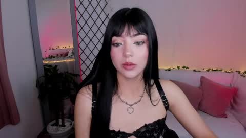 mia_collins_b online show from April 8, 3:09 am