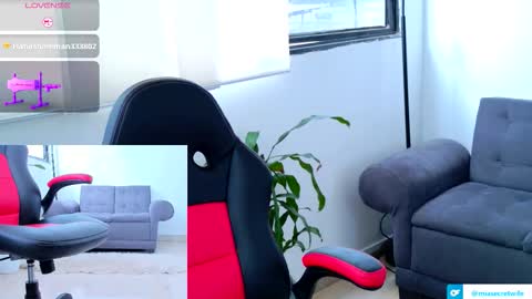 Mia.... Nice to meet you  thumb up me please its important online show from January 7, 7:30 pm