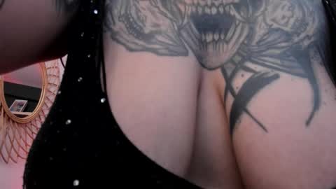 Val  online show from March 27, 8:21 pm