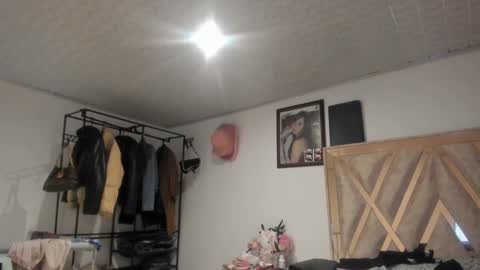 mia kaneee online show from October 2, 1:48 am