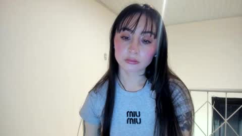 mia kaneee online show from October 24, 2:01 am