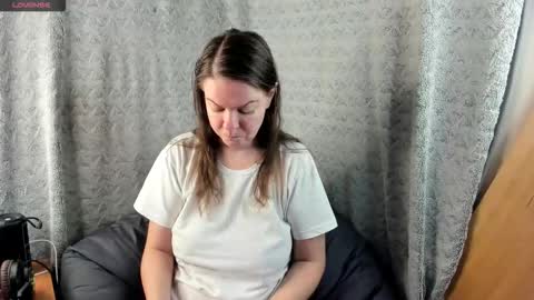 mia_lores online show from September 9, 8:03 am