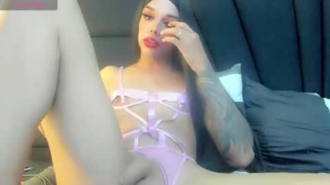 Mia3 online show from February 11, 1:10 am