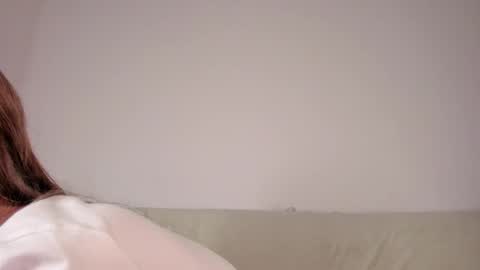 Mia here Appreciate your support online show from March 13, 4:32 pm