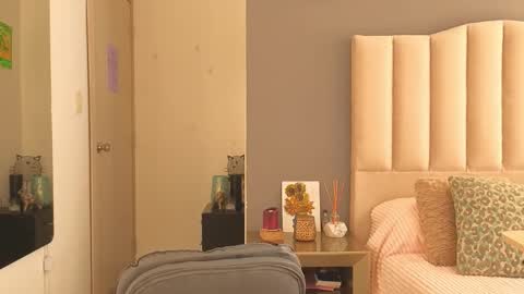 Mia Monroe online show from November 24, 4:49 pm