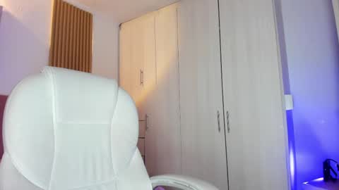 Mia Nevaeh - follow me online show from April 1, 5:54 pm