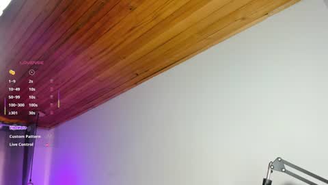 Mia Nevaeh - follow me online show from August 3, 8:59 pm