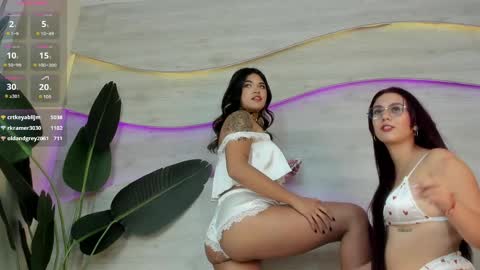mia_rosalie online show from April 6, 7:37 pm
